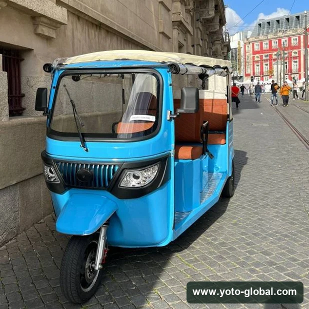 Customer vehicle in Greece